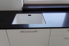 Brillant-Black-zlew-Bianco